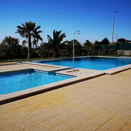 Zambujal Sun Daire Sesimbra